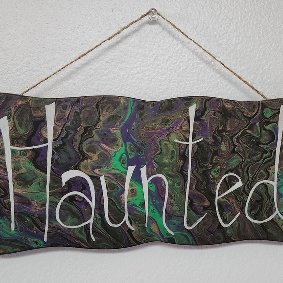'Haunted' Acrylic Paint Pour - Picture 2 of 8